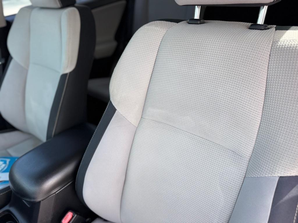 Toyota RAV4 AWD 4dr XLE (Natl) 2016