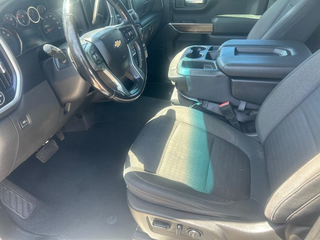 Chevrolet Silverado 1500 2WD Crew Cab 147" LT 2019