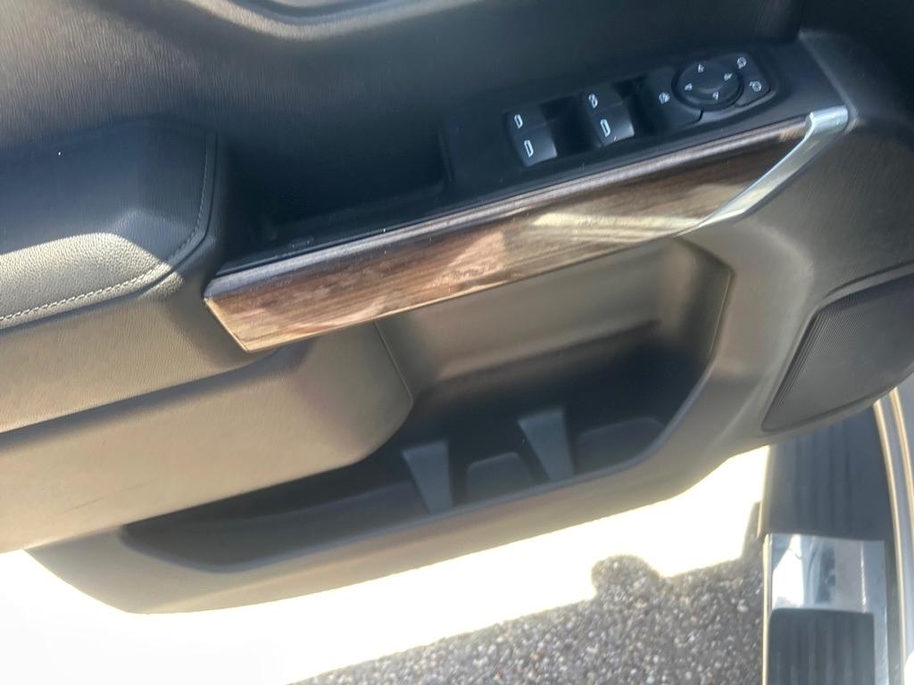 Chevrolet Silverado 1500 2WD Crew Cab 147" LT 2019