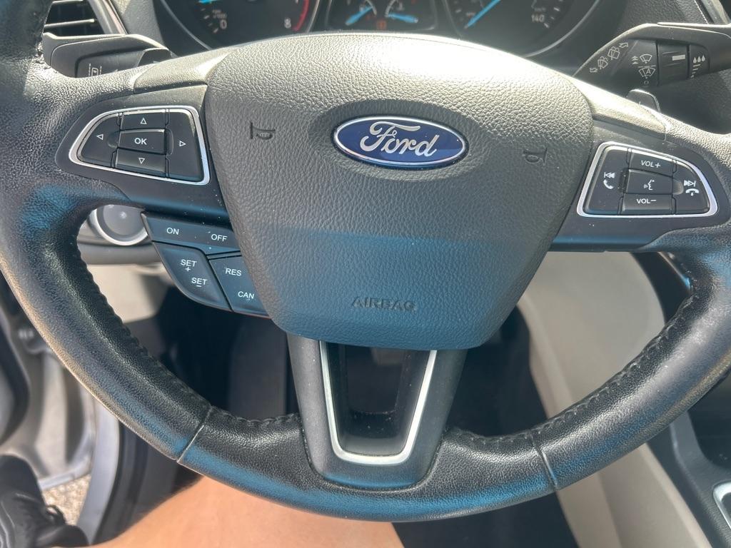 Ford Escape Titanium 4WD 2017