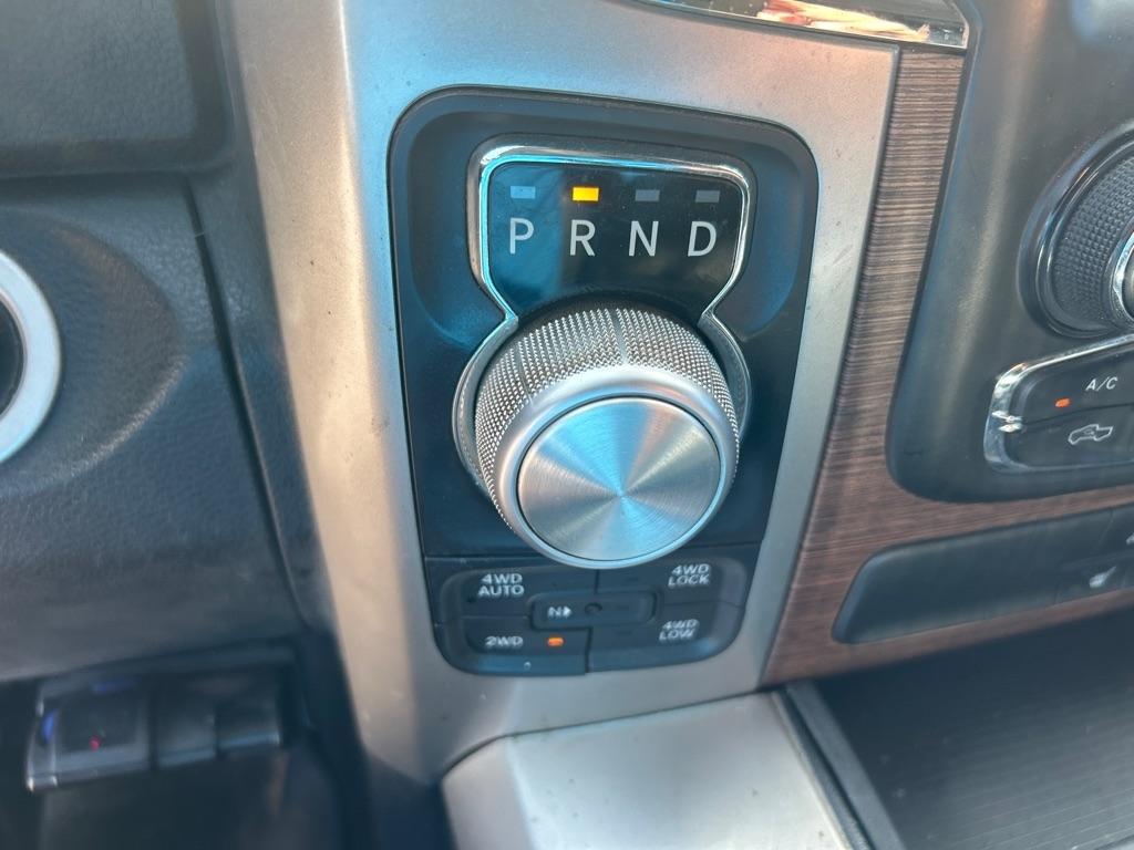 RAM 1500 Laramie 4x4 Crew Cab 5'7" Box 2018