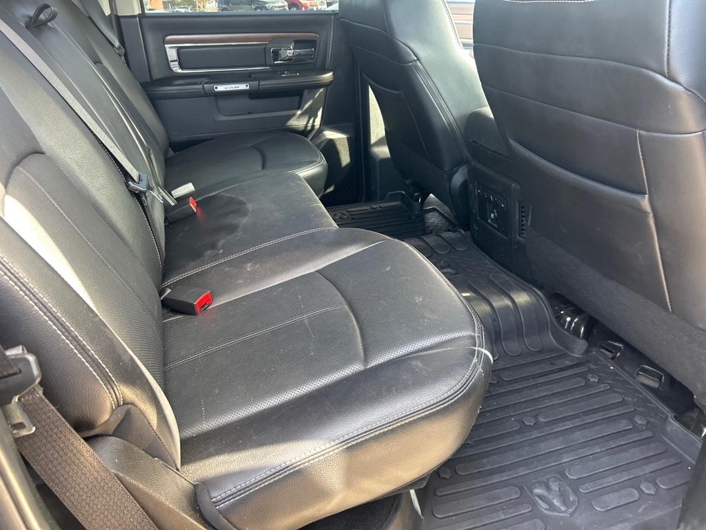 RAM 1500 Laramie 4x4 Crew Cab 5'7" Box 2018