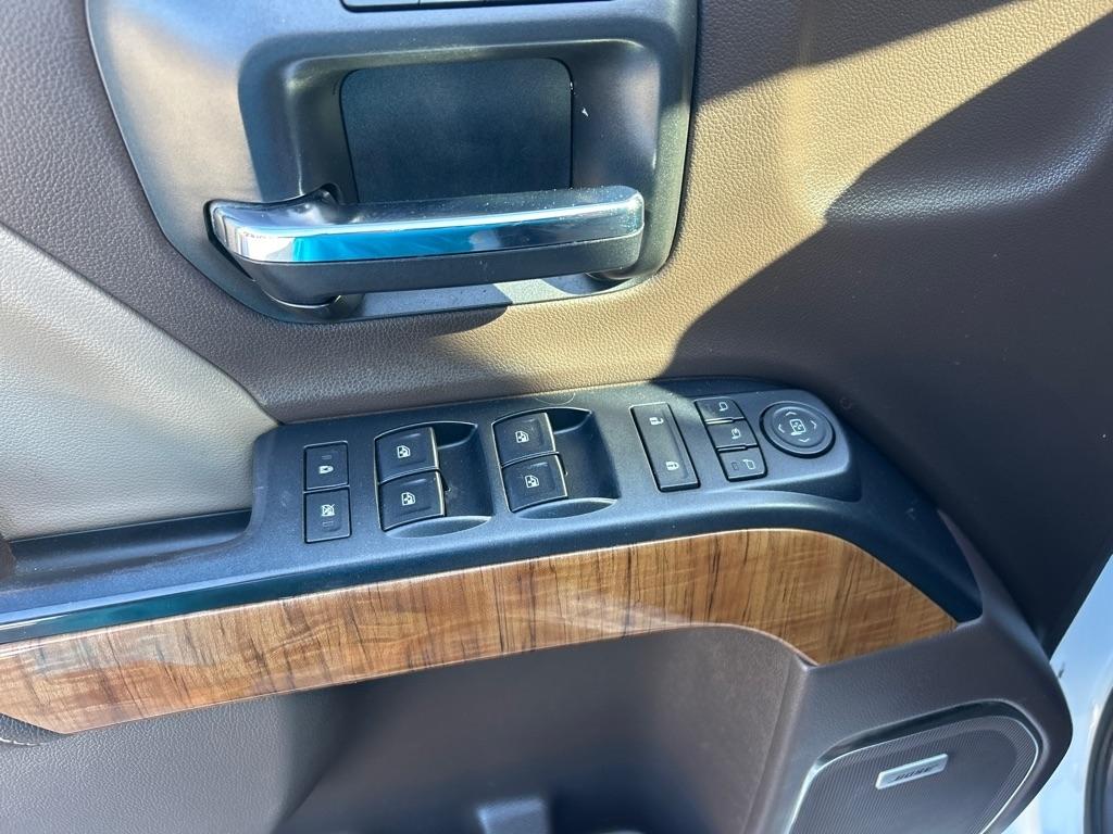 GMC Sierra 1500 4WD Crew Cab 143.5" SLT 2016