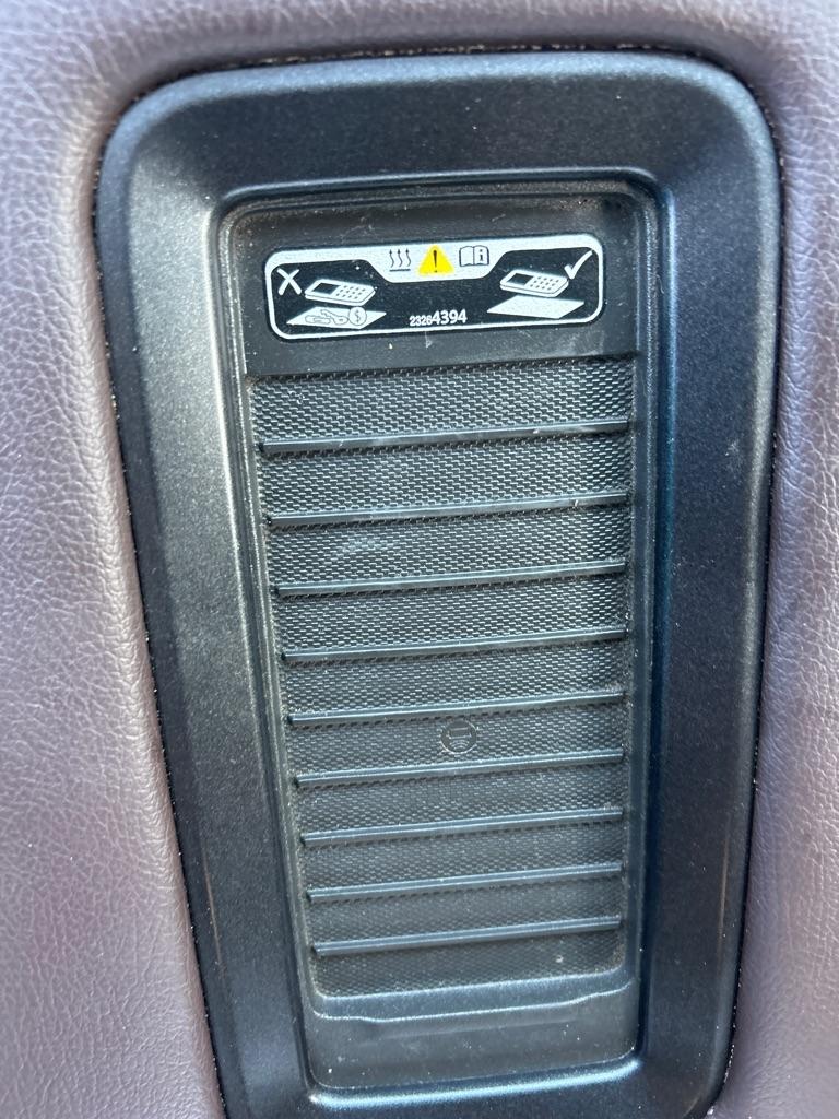 GMC Sierra 1500 4WD Crew Cab 143.5" SLT 2016