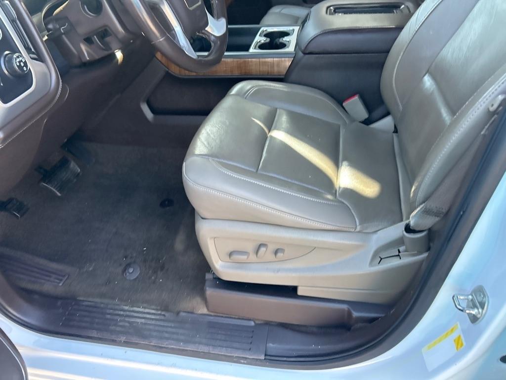 GMC Sierra 1500 4WD Crew Cab 143.5" SLT 2016