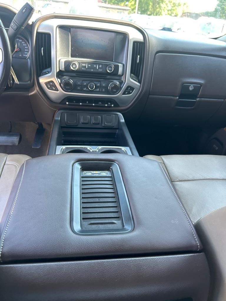 GMC Sierra 1500 4WD Crew Cab 143.5" SLT 2016