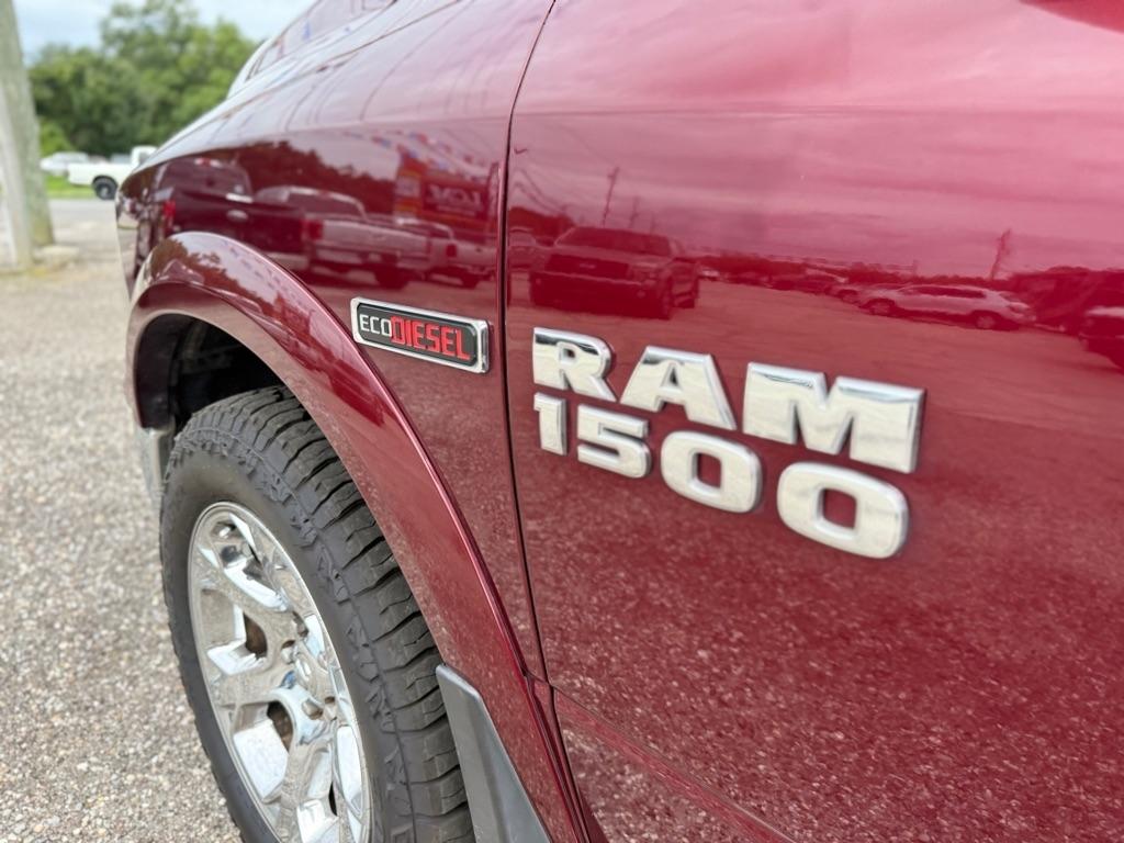 RAM 1500 Laramie 4x4 Crew Cab 5'7" Box 2017