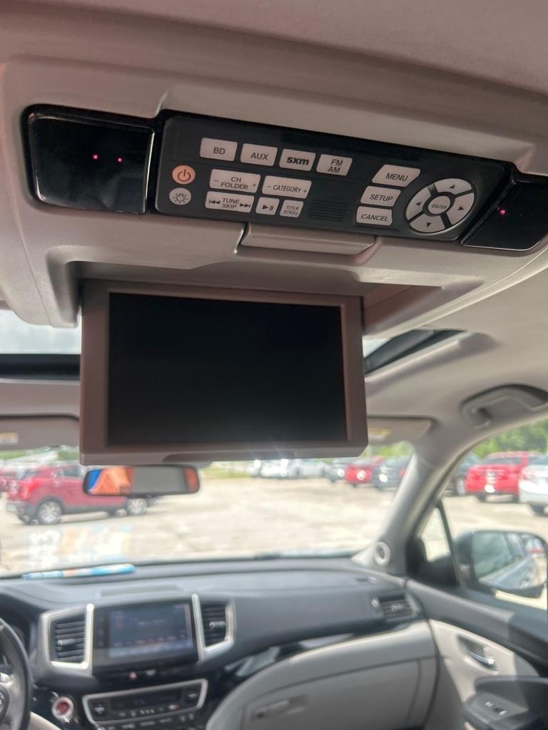 Honda Pilot Touring 2WD 2017