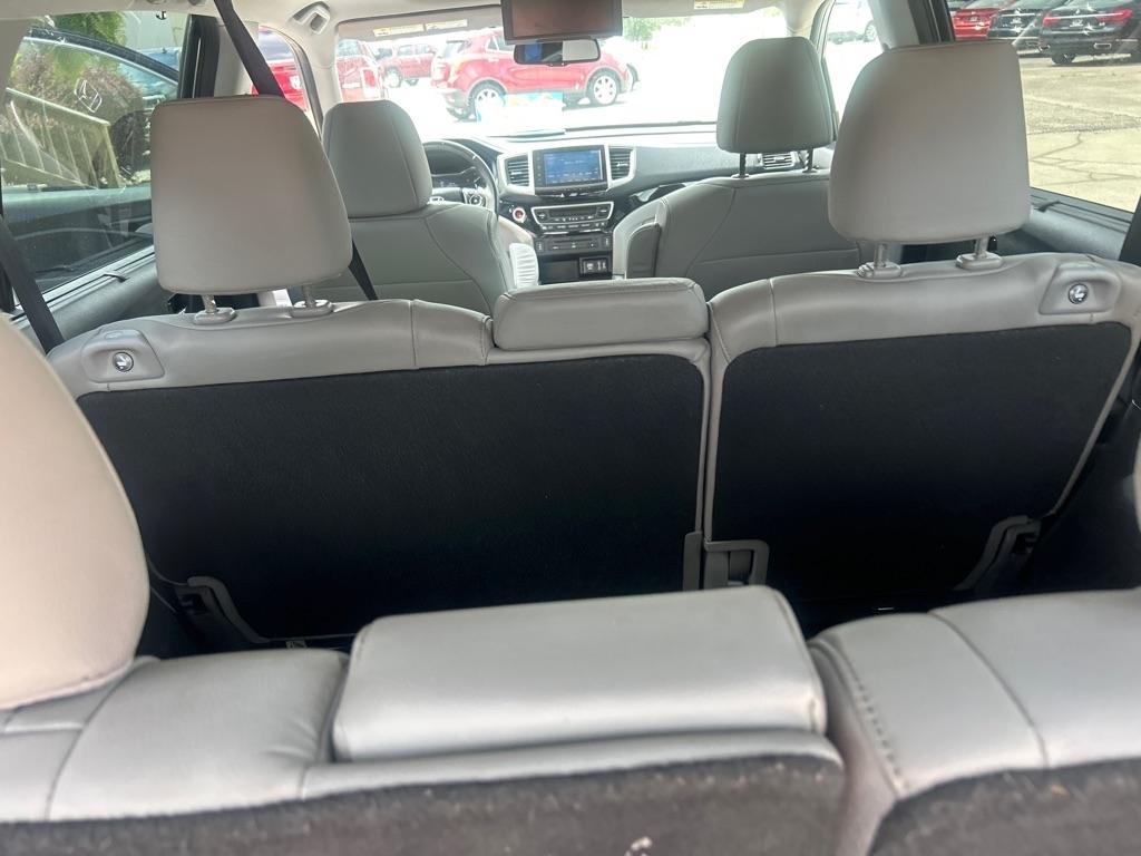 Honda Pilot Touring 2WD 2017