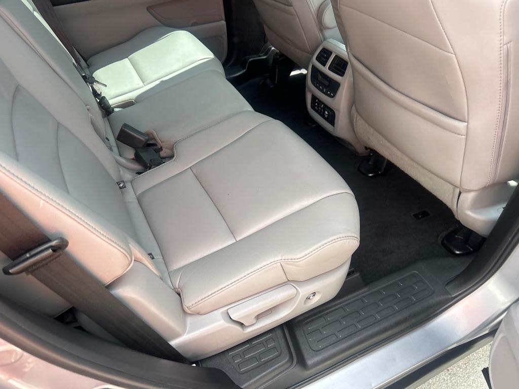 Honda Pilot Touring 2WD 2017