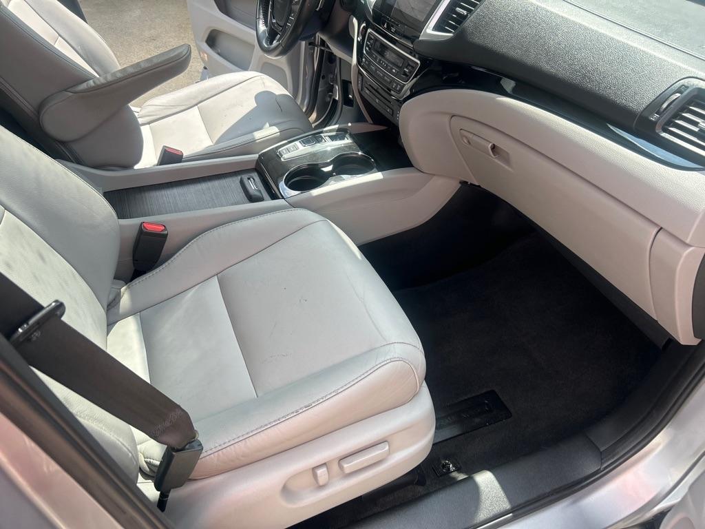 Honda Pilot Touring 2WD 2017