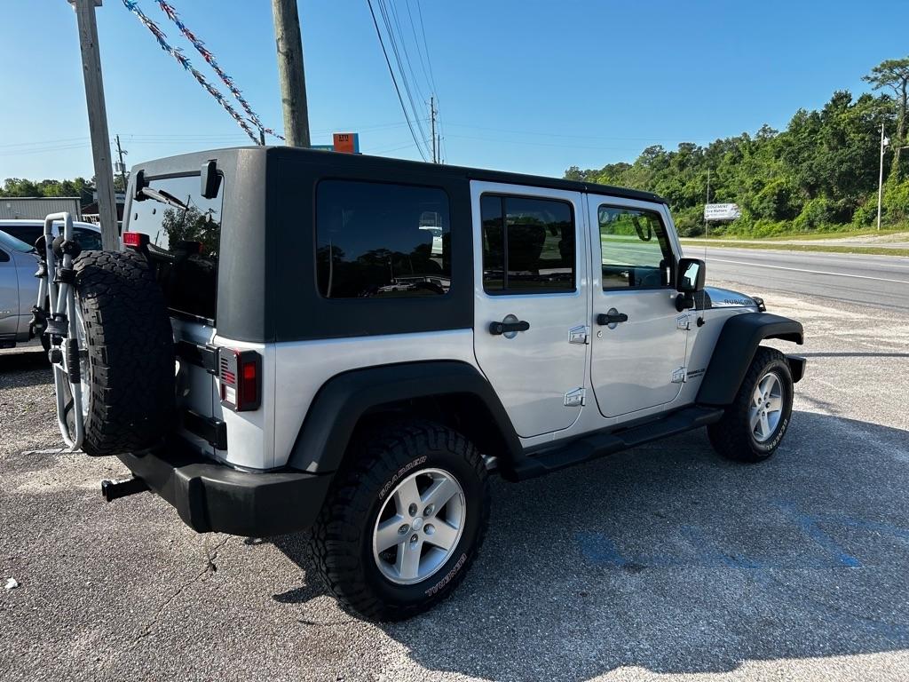 Jeep Wrangler Unlimited 4WD 4dr Rubicon 2009
