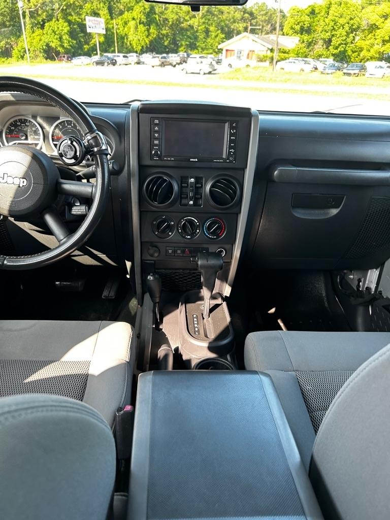 Jeep Wrangler Unlimited 4WD 4dr Rubicon 2009