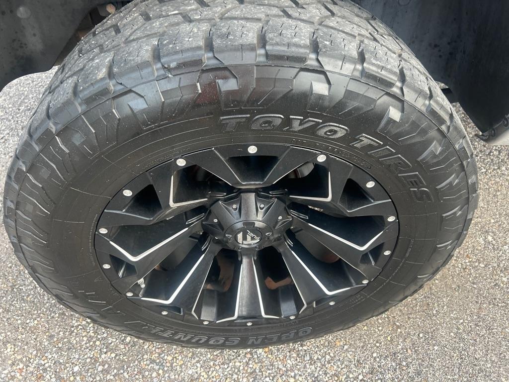 RAM 1500 Big Horn 4x4 Crew Cab 5'7" Box 2017
