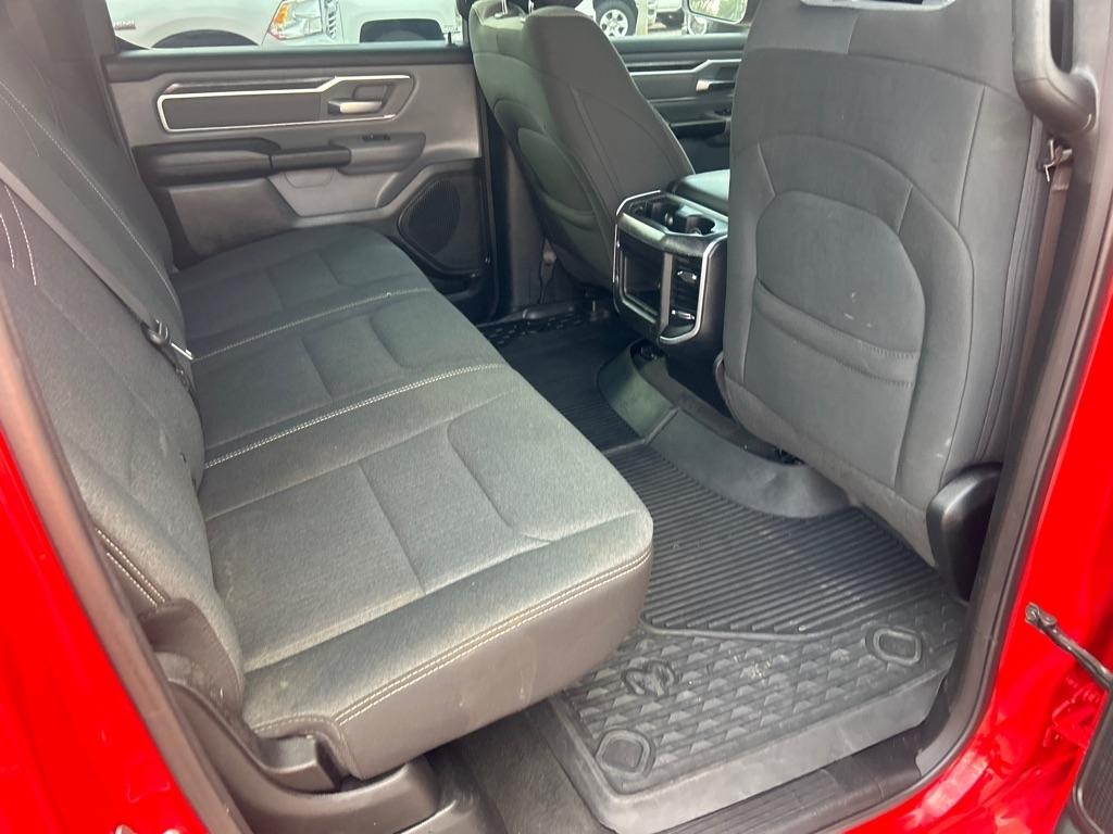 RAM 1500 Big Horn 4x2 Crew Cab 5'7" Box 2021