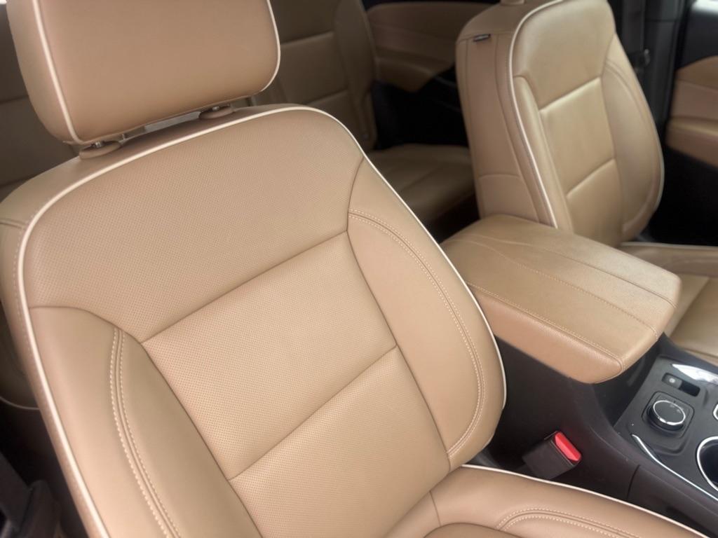 Chevrolet Traverse FWD 4dr Premier 2023