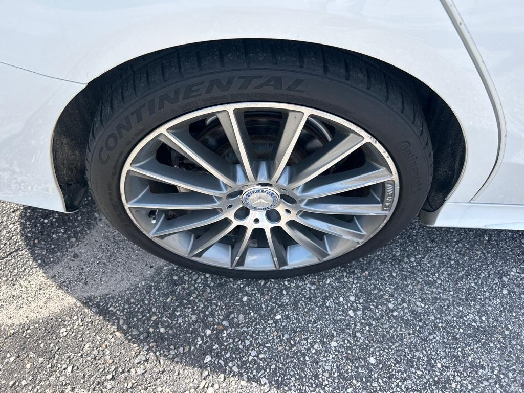Mercedes-Benz C-Class 4dr Sdn C 400 4MATIC 2015