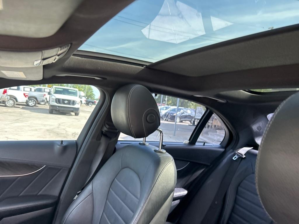 Mercedes-Benz C-Class 4dr Sdn C 400 4MATIC 2015