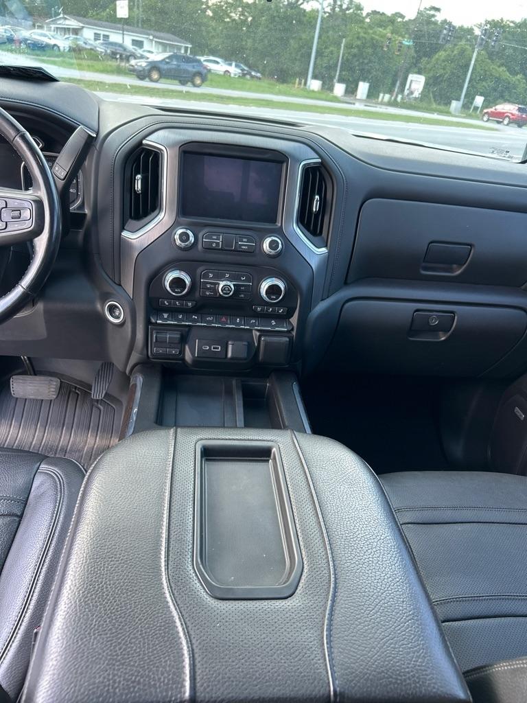 GMC Sierra 2500HD 4WD Crew Cab 159" Denali 2022