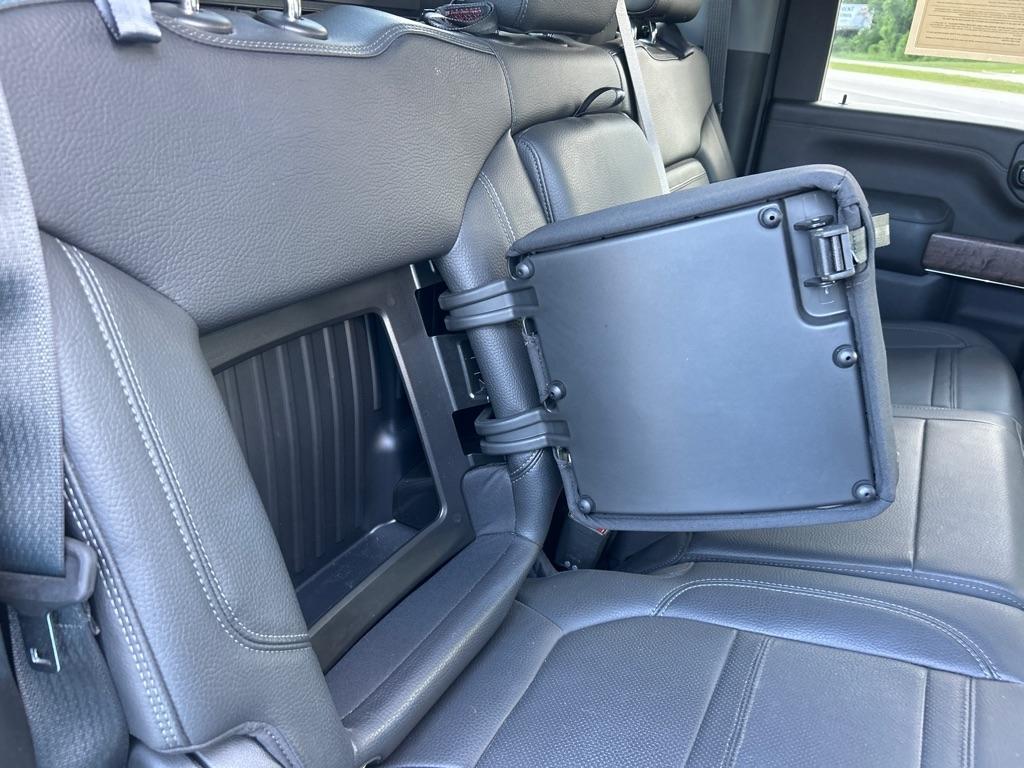 GMC Sierra 2500HD 4WD Crew Cab 159" Denali 2022
