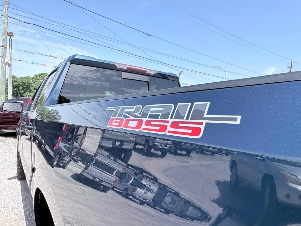 Chevrolet Silverado 1500 4WD Crew Cab 147" LT Trail Boss 2019