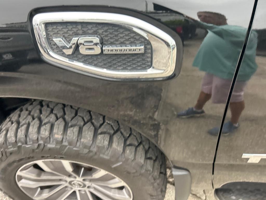 Nissan Titan 4x4 Crew Cab SL 2017
