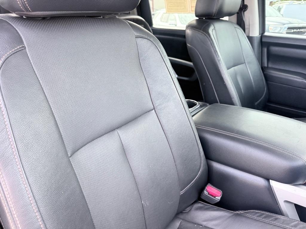 Nissan Titan 4x4 Crew Cab SL 2017