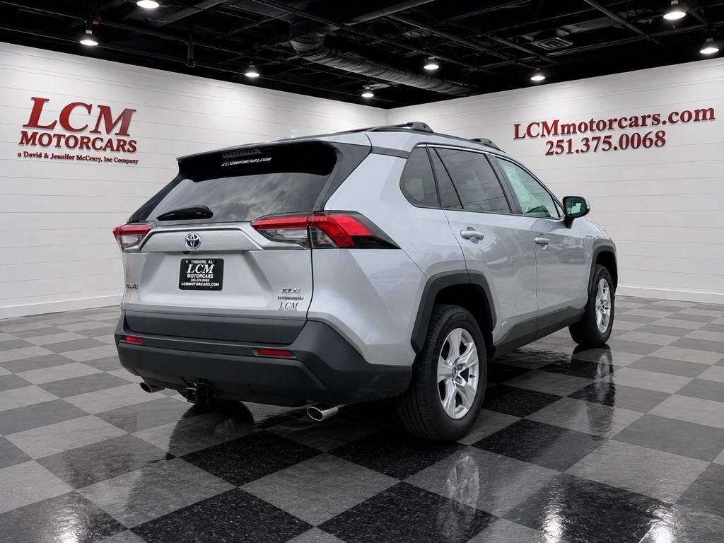 Toyota RAV4 Hybrid XLE AWD (Natl) *Ltd Avail* 2021