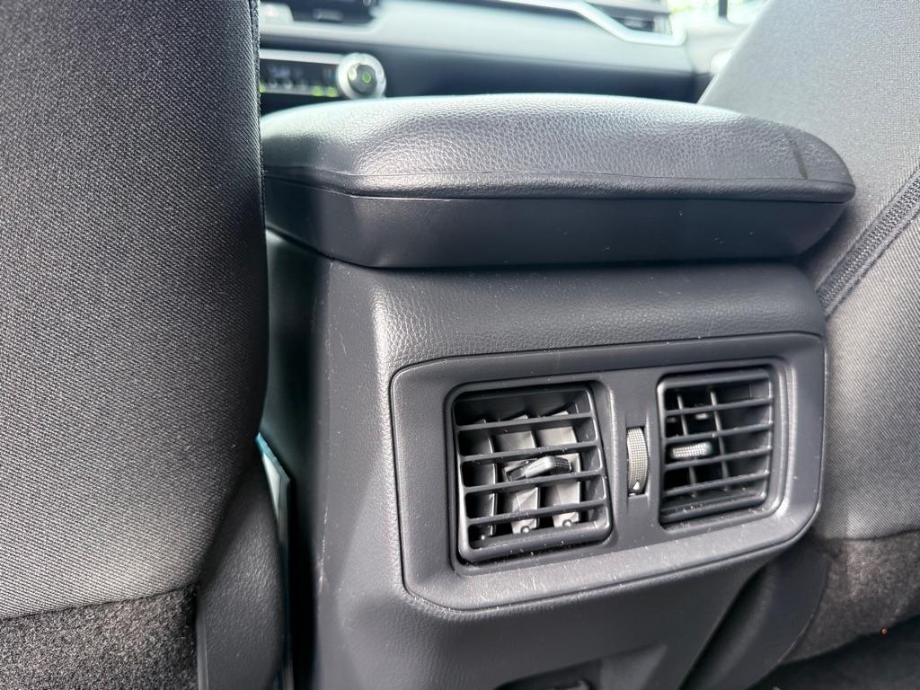 Toyota RAV4 Hybrid XLE AWD (Natl) *Ltd Avail* 2021