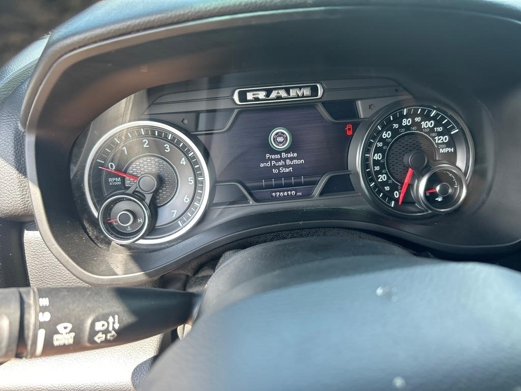 RAM 1500 Big Horn/Lone Star 4x4 Crew Cab 5'7" Box 2019