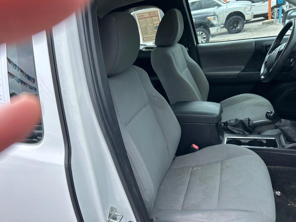 Toyota Tacoma SR Access Cab 6' Bed I4 4x4 MT (Natl) 2017