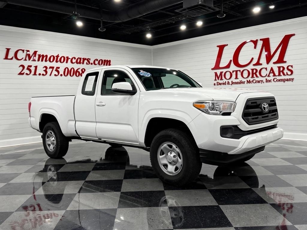 Toyota Tacoma SR Access Cab 6' Bed I4 4x4 MT (Natl) 2017