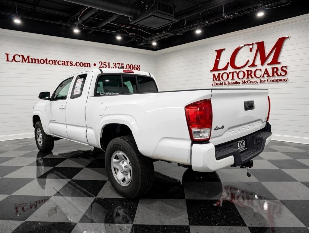 Toyota Tacoma SR Access Cab 6' Bed I4 4x4 MT (Natl) 2017
