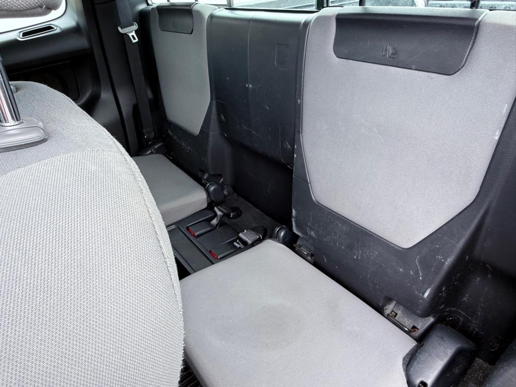 Toyota Tacoma SR Access Cab 6' Bed I4 4x4 MT (Natl) 2017