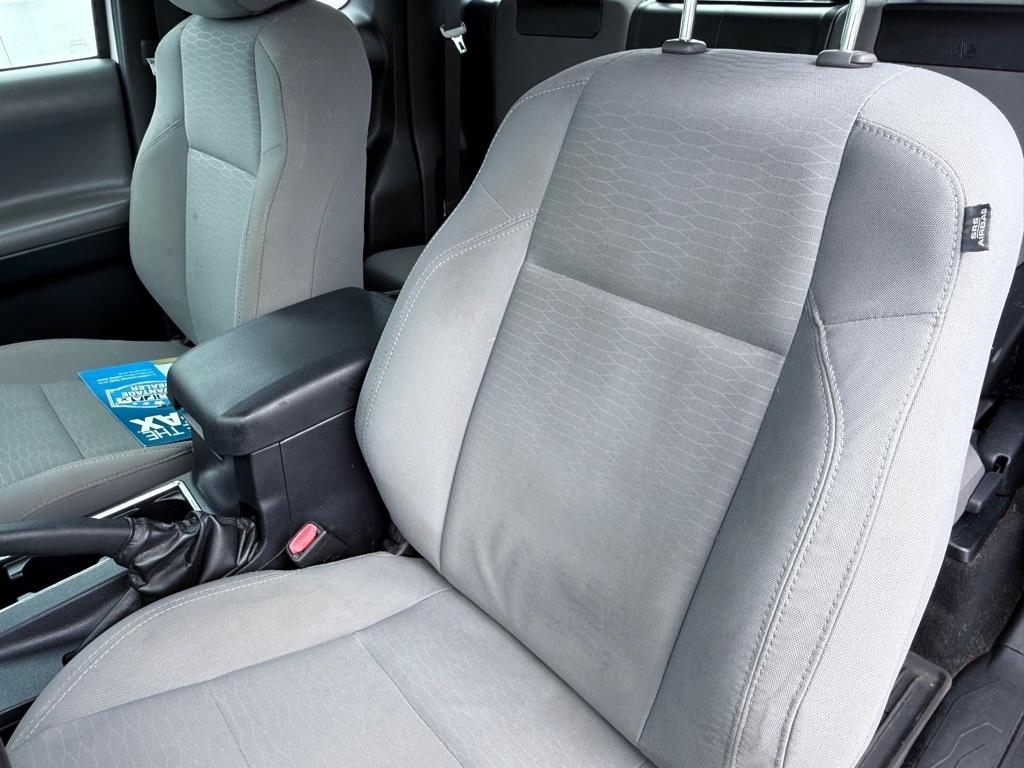 Toyota Tacoma SR Access Cab 6' Bed I4 4x4 MT (Natl) 2017