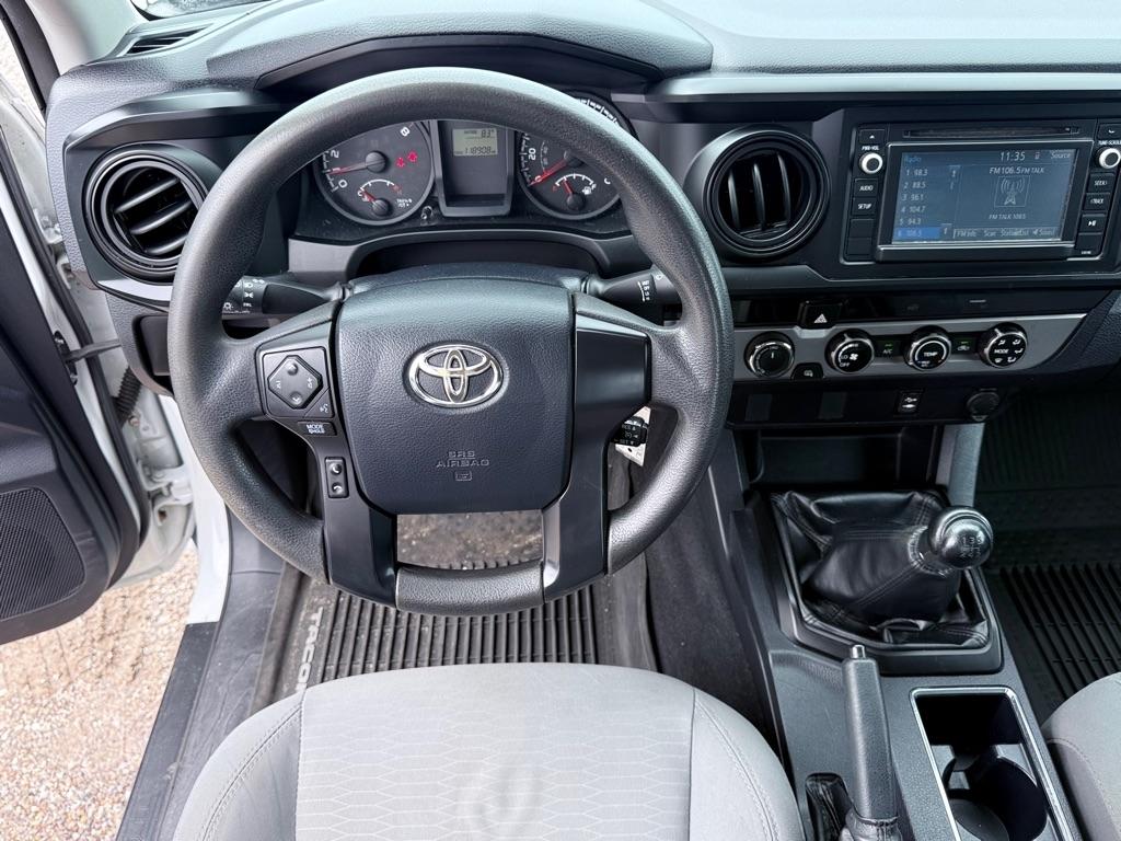 Toyota Tacoma SR Access Cab 6' Bed I4 4x4 MT (Natl) 2017