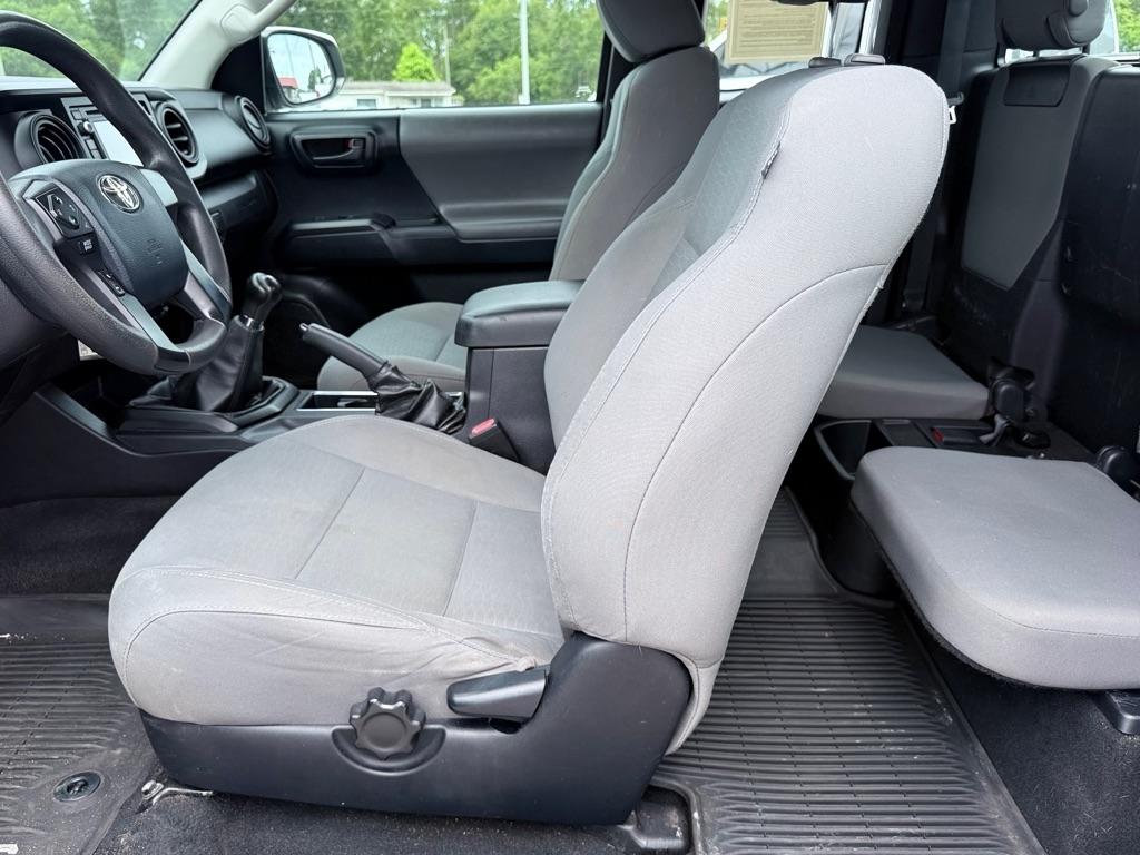 Toyota Tacoma SR Access Cab 6' Bed I4 4x4 MT (Natl) 2017