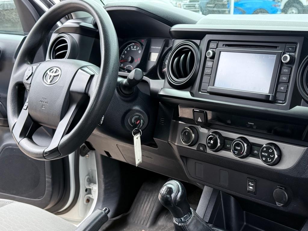 Toyota Tacoma SR Access Cab 6' Bed I4 4x4 MT (Natl) 2017
