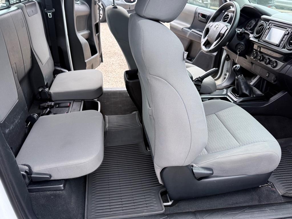 Toyota Tacoma SR Access Cab 6' Bed I4 4x4 MT (Natl) 2017