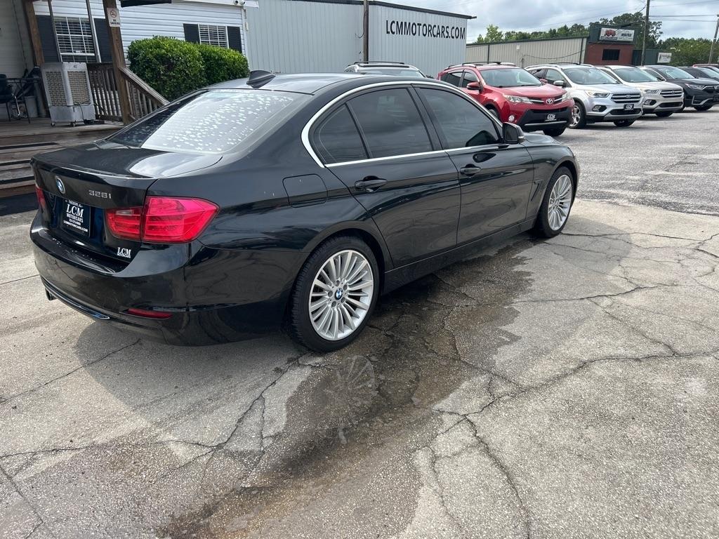 BMW 3 Series 4dr Sdn 328i RWD 2014