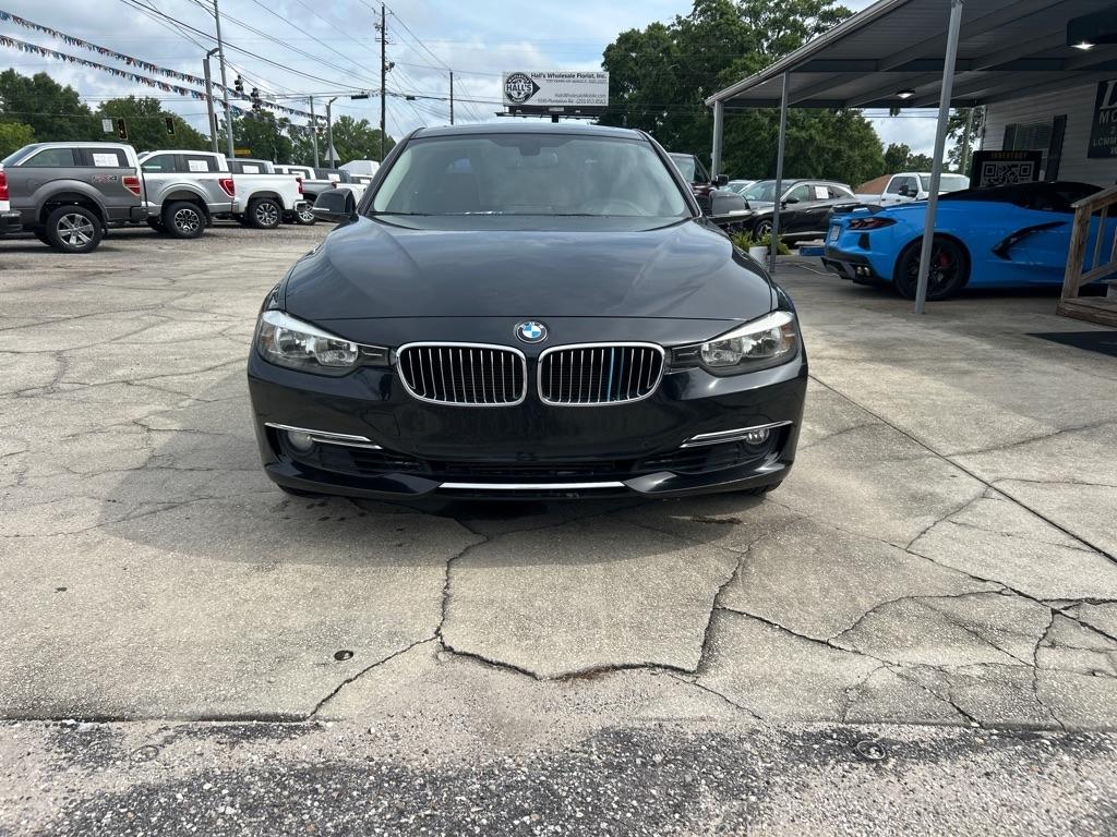 BMW 3 Series 4dr Sdn 328i RWD 2014