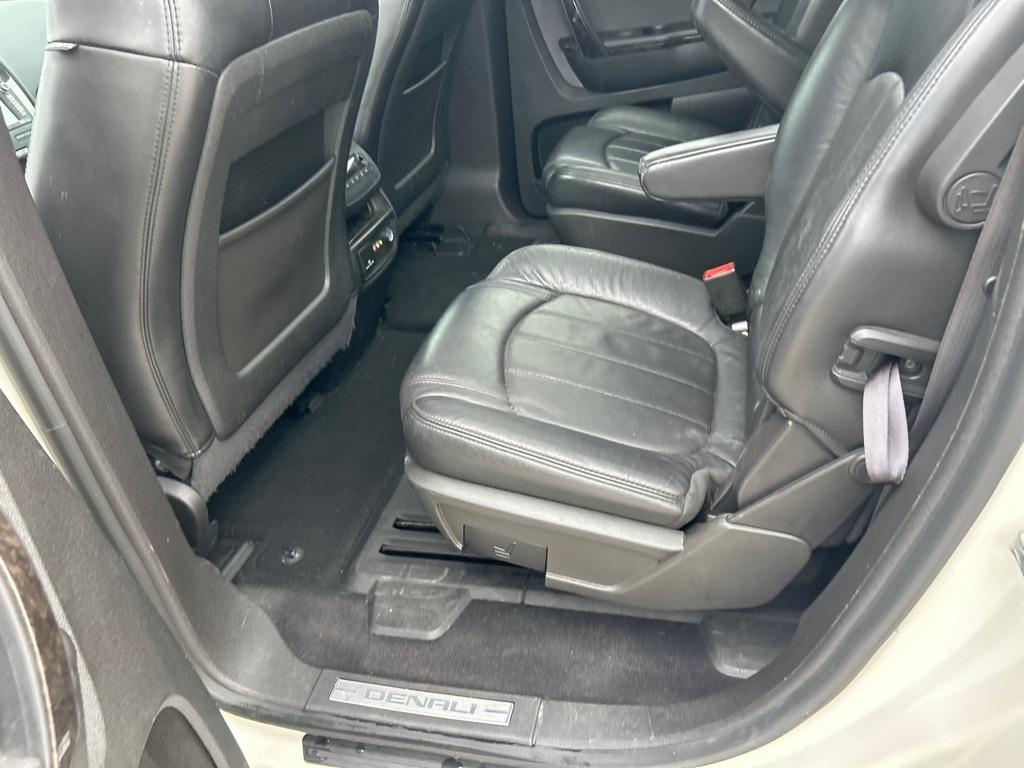GMC Acadia FWD 4dr Denali 2012