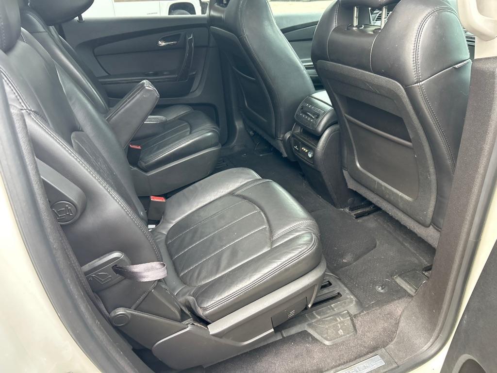GMC Acadia FWD 4dr Denali 2012