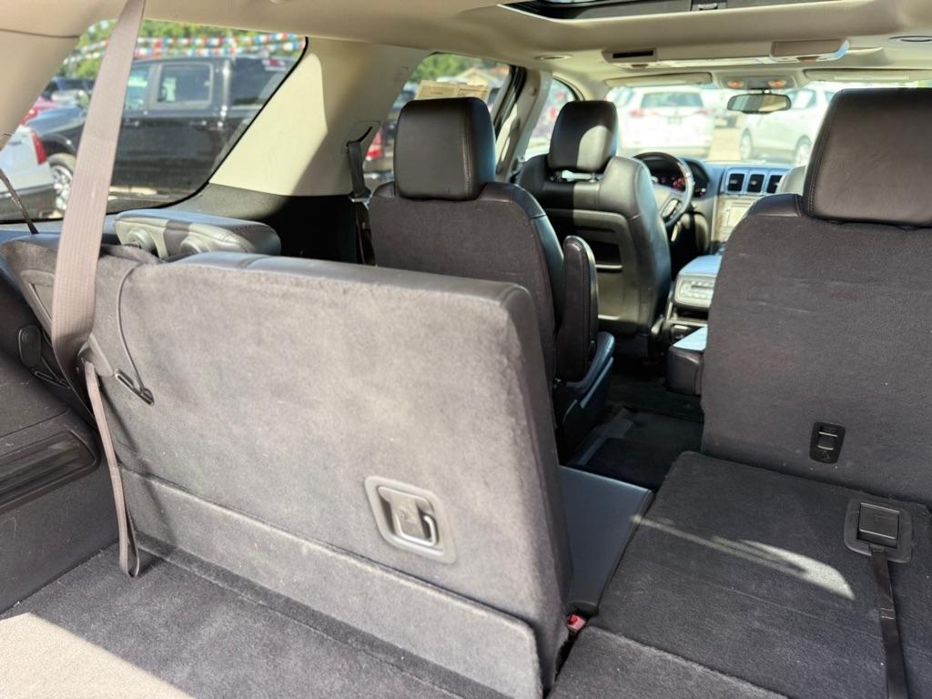 GMC Acadia FWD 4dr Denali 2012