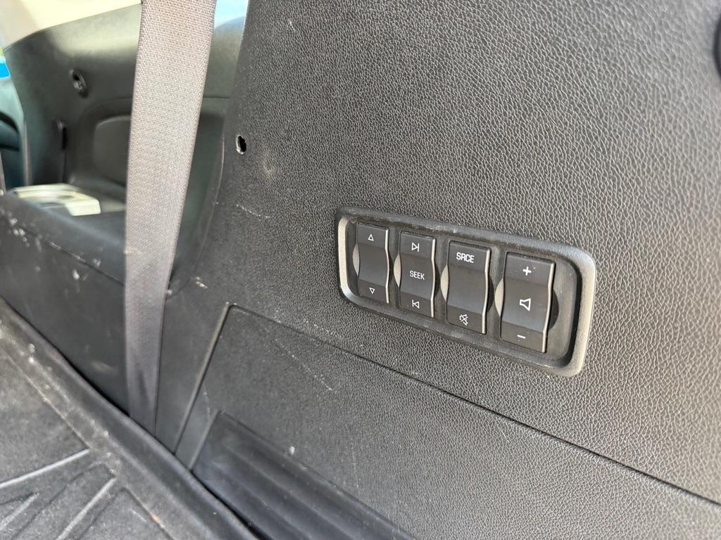 GMC Acadia FWD 4dr Denali 2012