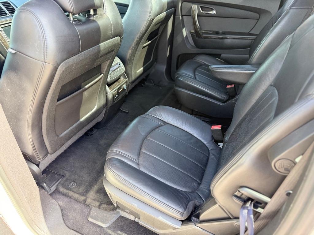 GMC Acadia FWD 4dr Denali 2012
