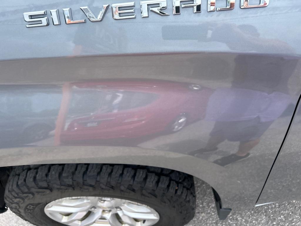 Chevrolet Silverado 1500 LTD 4WD Crew Cab 147" LT w/1LT 2022