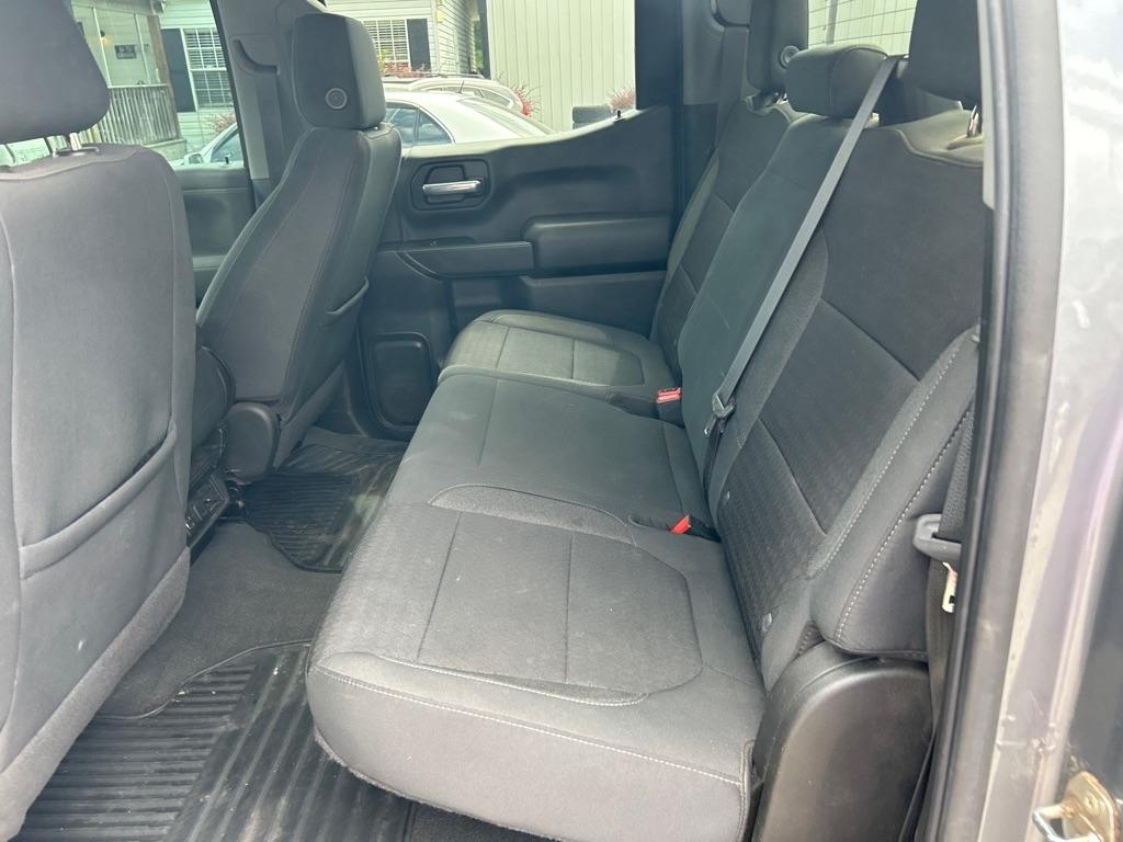Chevrolet Silverado 1500 LTD 4WD Crew Cab 147" LT w/1LT 2022
