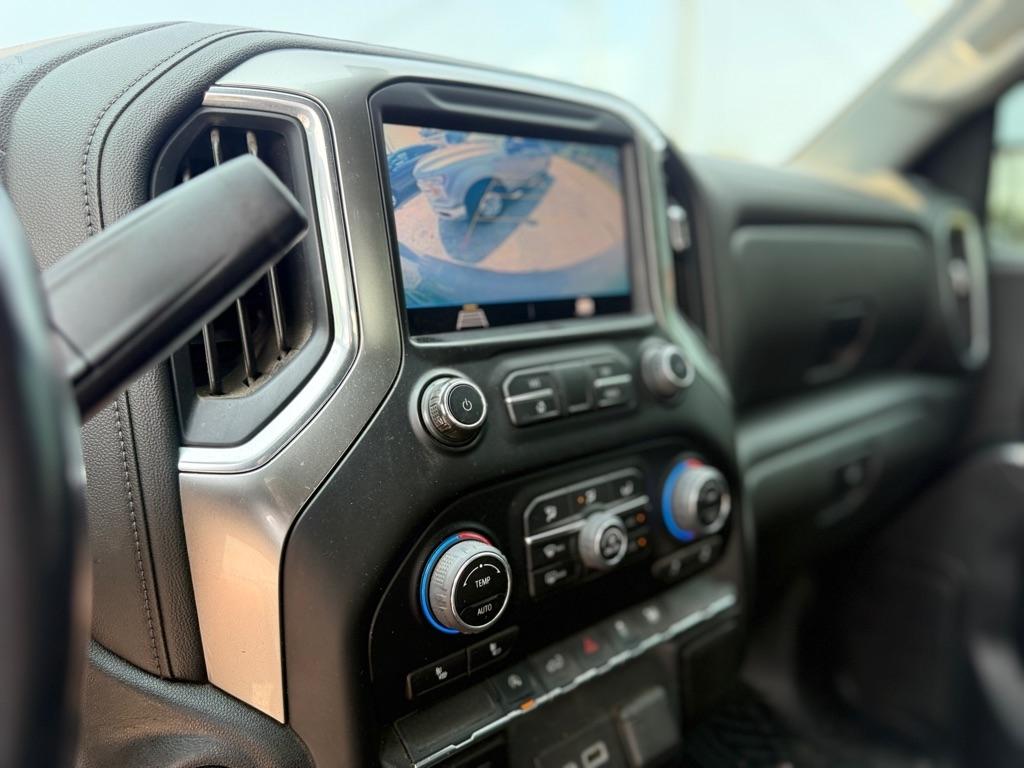 Chevrolet Silverado 1500 LTD 4WD Crew Cab 147" LT w/1LT 2022