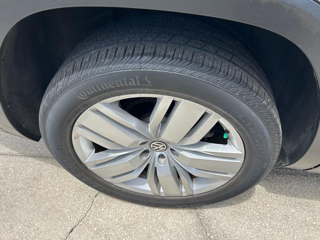 Volkswagen Atlas 3.6L V6 SE w/Technology FWD 2019